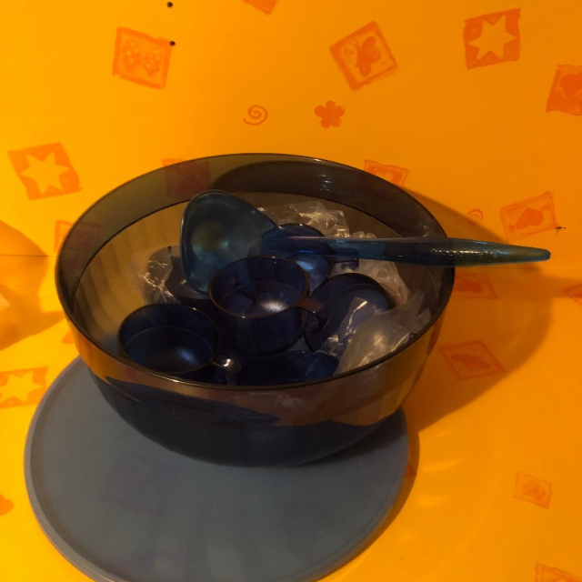Schale & Tassen  & Kelle für Bowle