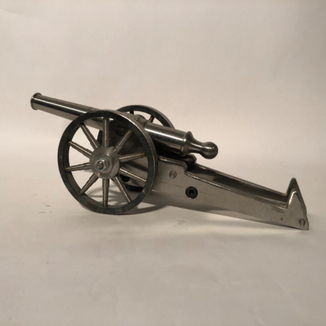 Edelstahl Kanone 