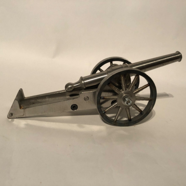 Edelstahl Kanone 