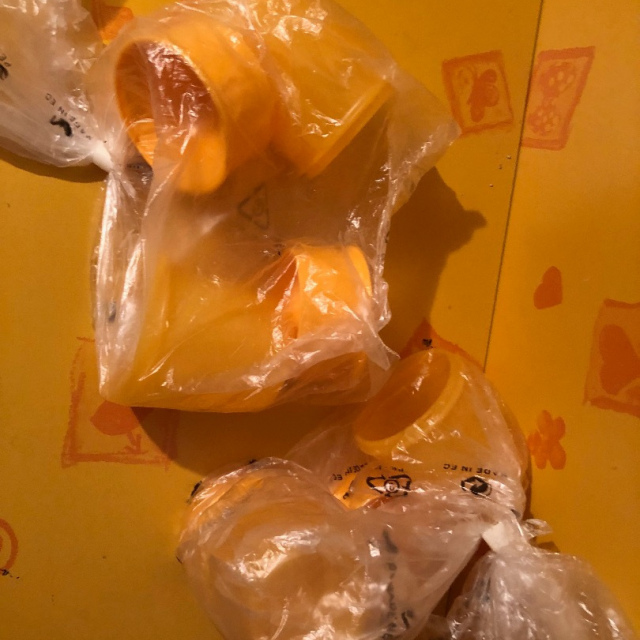 Eierbecher (2) versch. Farben